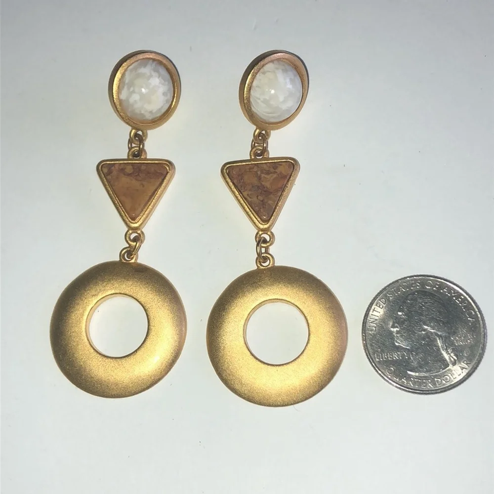 Vintage Satin Soft Matte Gold Tone Retro Classic Pierced Earrings - Picture 5 of 6